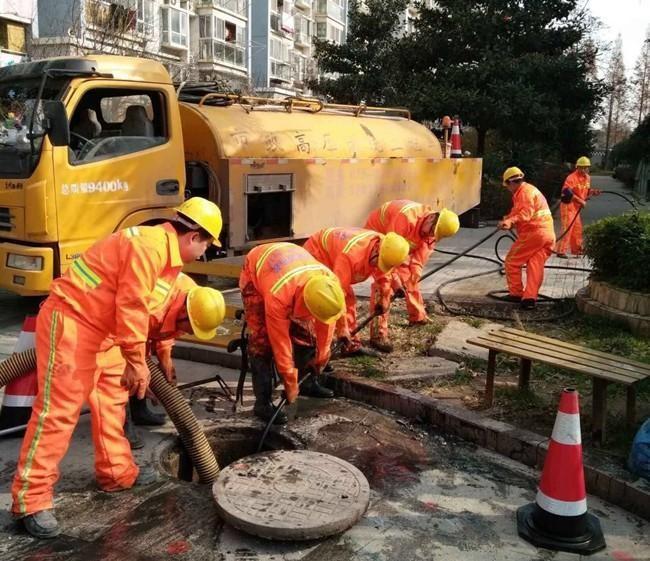 新平市政管道清淤